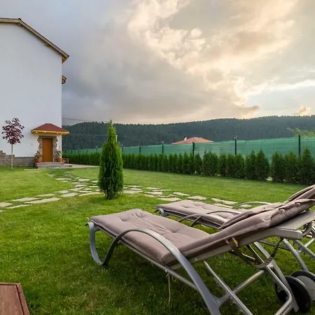 Adelheide - Spa, Bbq & Jacuzzi דירה *